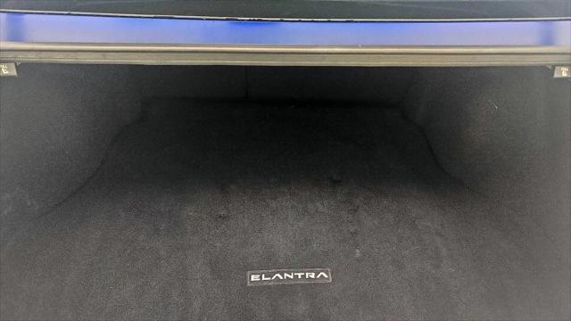 2023 Hyundai Elantra Hybrid Limited