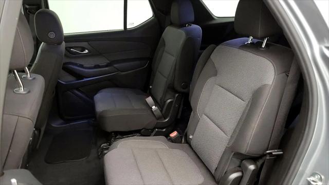 2023 Chevrolet Traverse FWD LT Cloth