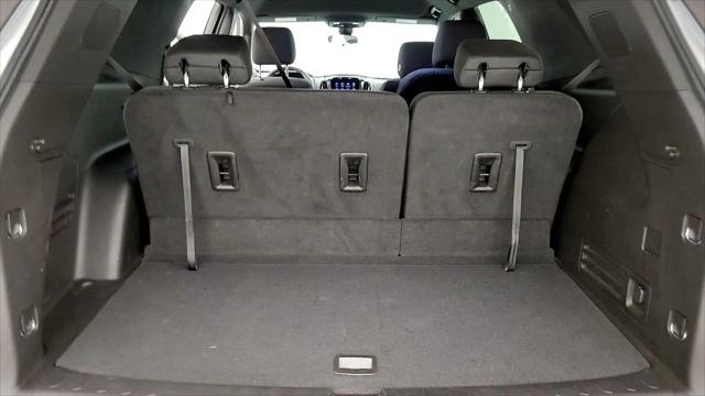 2023 Chevrolet Traverse FWD LT Cloth