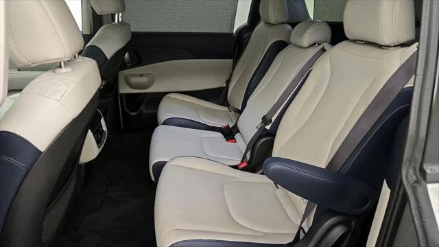 2025 Kia Carnival MPV SX