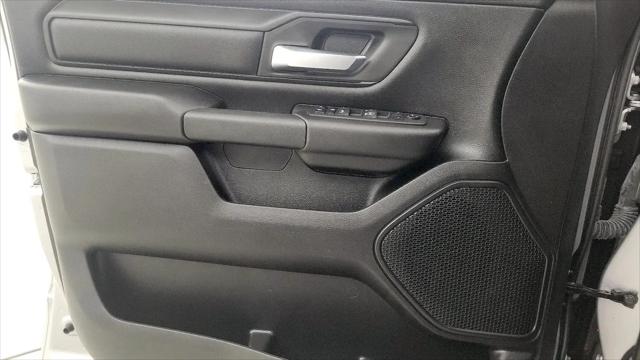 2024 Ram 1500 Tradesman Crew Cab 4x4 5'7" Box
