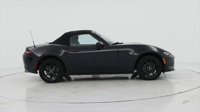 2025 Mazda MX-5 Sport