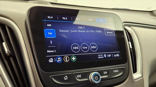 2022 Chevrolet Malibu FWD 1FL