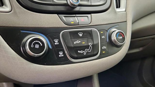 2022 Chevrolet Malibu FWD 1FL