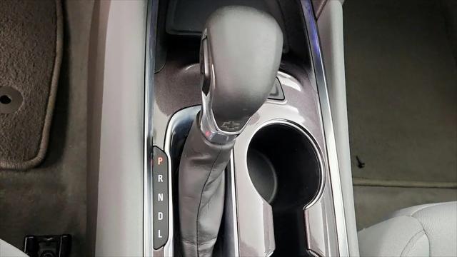 2022 Chevrolet Malibu FWD 1FL