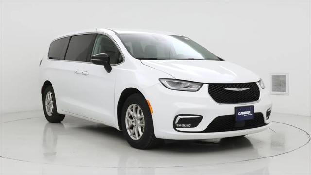 2024 Chrysler Pacifica Touring L for sale in College Station, TX