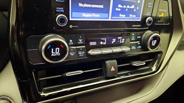 2022 Toyota Highlander L
