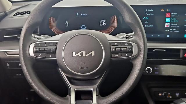 2025 Kia K5 LXS