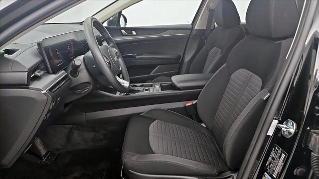 2025 Kia K5 LXS