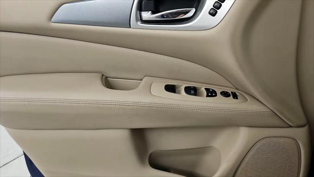 2018 Nissan Pathfinder SL