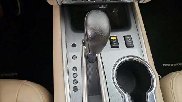2018 Nissan Pathfinder SL