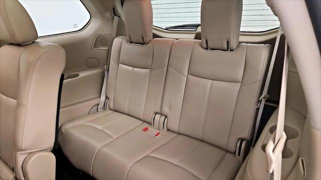 2018 Nissan Pathfinder SL