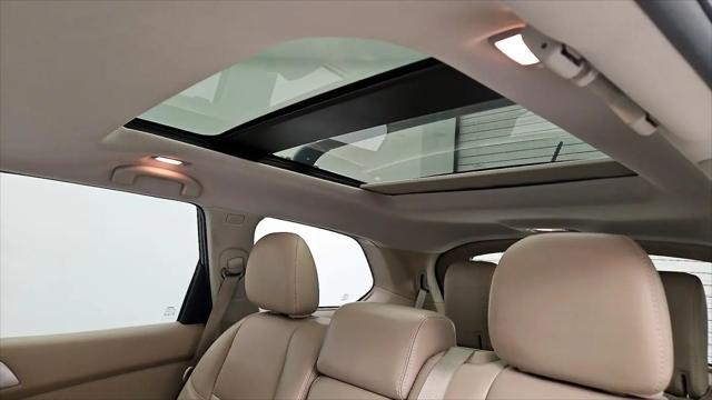 2018 Nissan Pathfinder SL