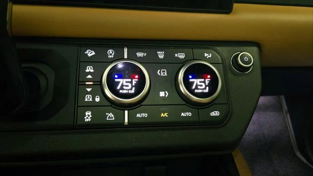 2022 Land Rover Defender 110 X