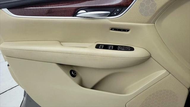2018 Cadillac XT5 Premium Luxury