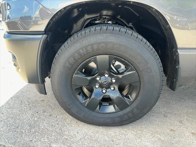 2026 Ram 1500 Warlock Crew Cab 4x4 5'7" Box