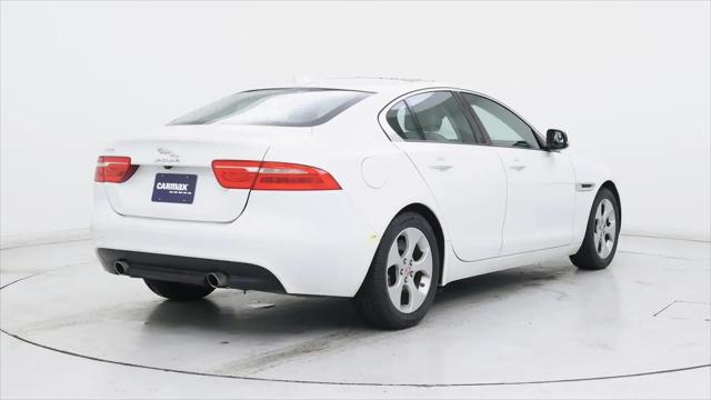 2017 Jaguar XE 25t