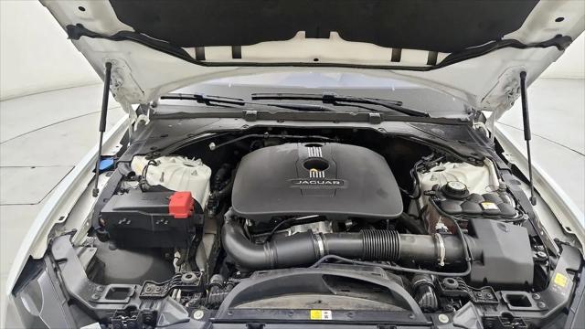 2017 Jaguar XE 25t