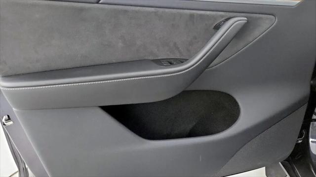 2024 Tesla Model Y Long Range Dual Motor All-Wheel Drive