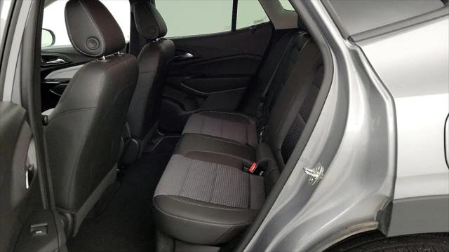 2025 Chevrolet Trax FWD LT