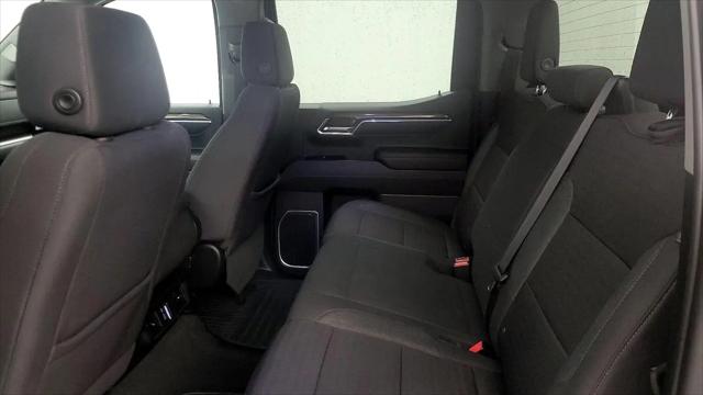 2023 Chevrolet Silverado 1500 4WD Crew Cab Short Bed LT with 2FL