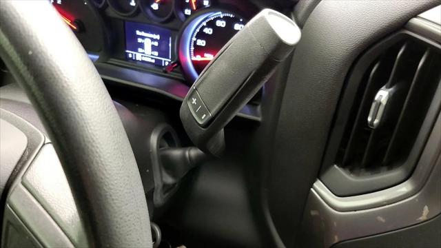 2021 Chevrolet Silverado 1500 4WD Crew Cab Short Bed Custom