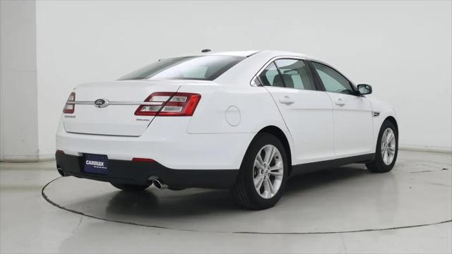 2016 Ford Taurus SE