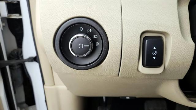 2016 Ford Taurus SE