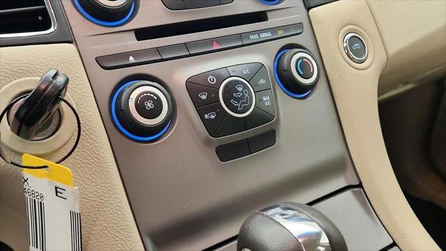 2016 Ford Taurus SE
