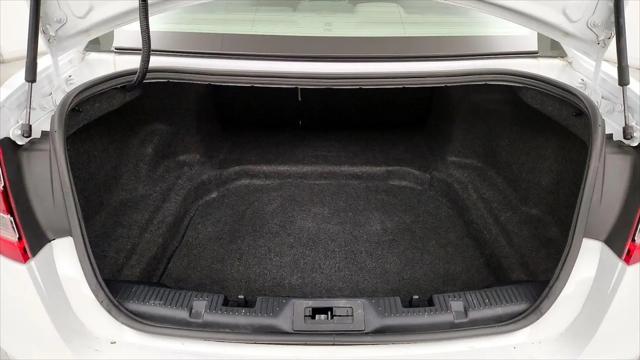 2016 Ford Taurus SE