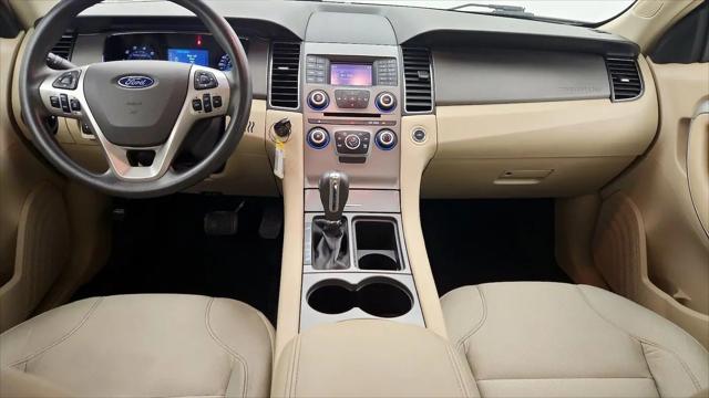 2016 Ford Taurus SE