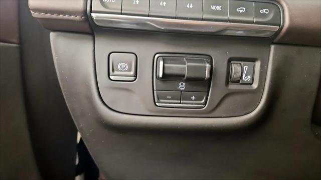 2023 Cadillac Escalade 4WD Sport Platinum