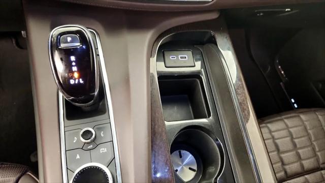 2023 Cadillac Escalade 4WD Sport Platinum