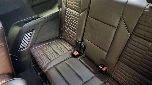 2023 Cadillac Escalade 4WD Sport Platinum