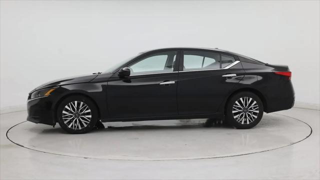 2023 Nissan Altima SV FWD