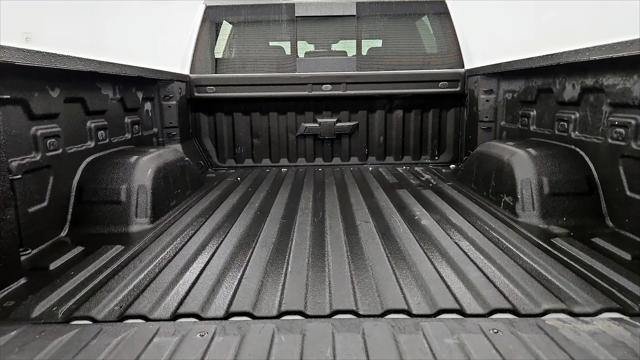 2023 Chevrolet Silverado 1500 4WD Crew Cab Short Bed RST