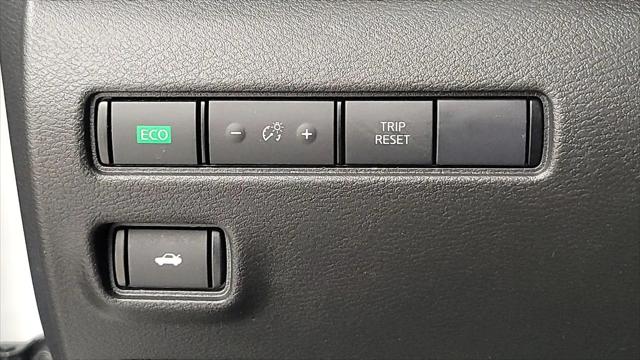 2022 Nissan Sentra SV Xtronic CVT