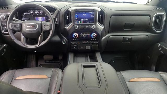 2022 GMC Sierra 1500 Limited 4WD Crew Cab Short Box AT4