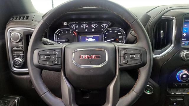 2022 GMC Sierra 1500 Limited 4WD Crew Cab Short Box AT4