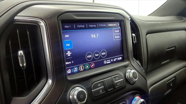 2022 GMC Sierra 1500 Limited 4WD Crew Cab Short Box AT4