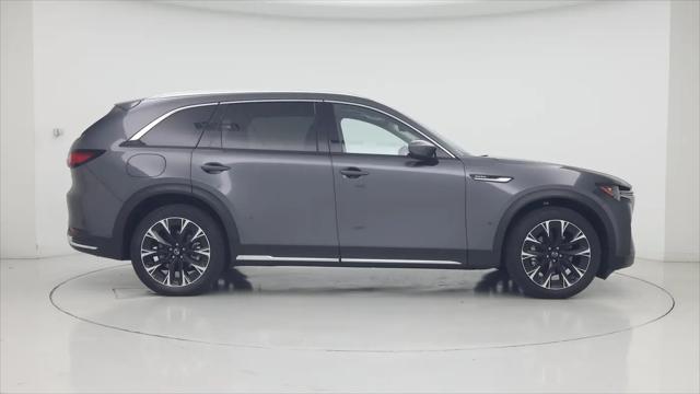 2024 Mazda X-90 Premium