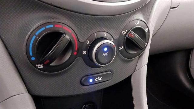 2017 Hyundai Accent Value Edition