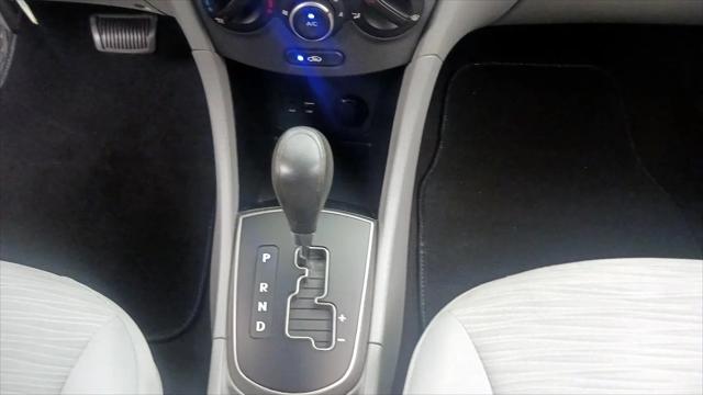 2017 Hyundai Accent Value Edition