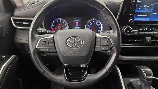 2020 Toyota Highlander LE