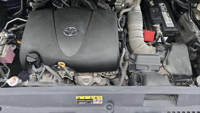 2020 Toyota Highlander LE