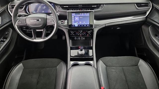 2023 Jeep Grand Cherokee Altitude 4x4