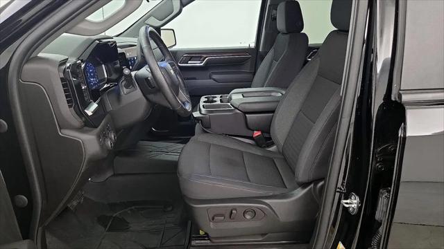 2022 Chevrolet Silverado 1500 4WD Crew Cab Standard Bed LT