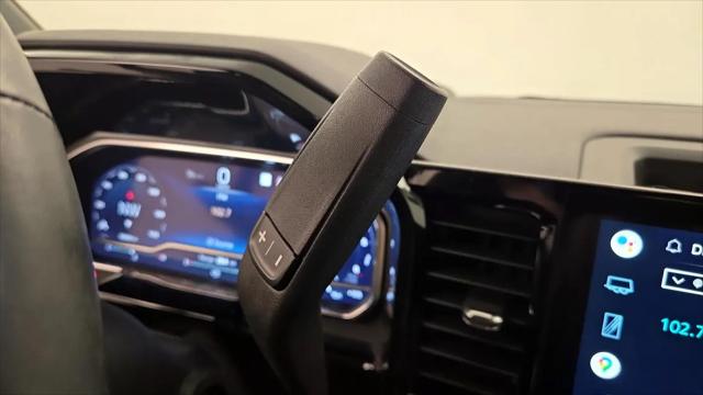 2022 Chevrolet Silverado 1500 4WD Crew Cab Standard Bed LT