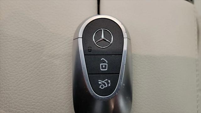2025 Mercedes-Benz C-CLASS C 300 C 300