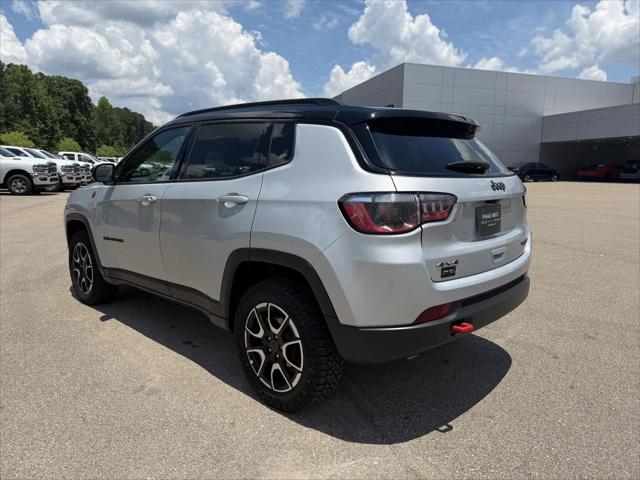 2025 Jeep Compass Trailhawk 4x4